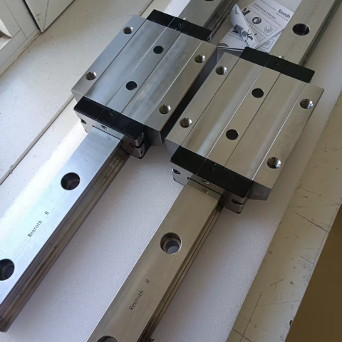 Hochpräzise Rexroth R201179404 & R201179406 Linearführungsträger für 12 V CNC‑Gantry‑Fräse – Hergestellt in Deutschland